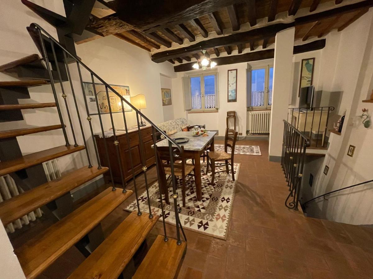Pulcinella Appartamento Tipico Centro Storico Montepulciano Stazione المظهر الخارجي الصورة